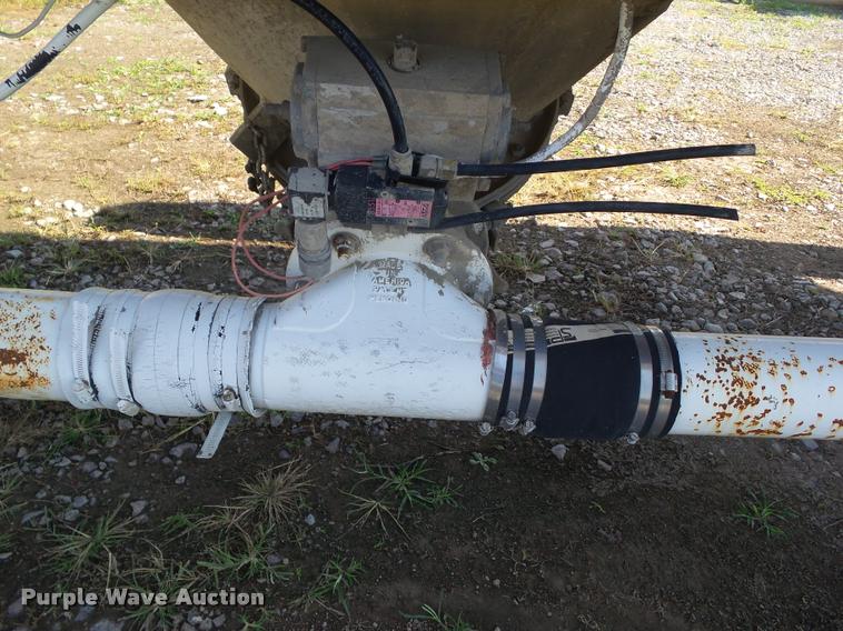 image for item BZ9857 1996 Fruehauf tank trailer