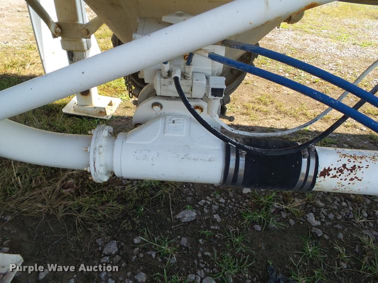 image for item BZ9857 1996 Fruehauf tank trailer