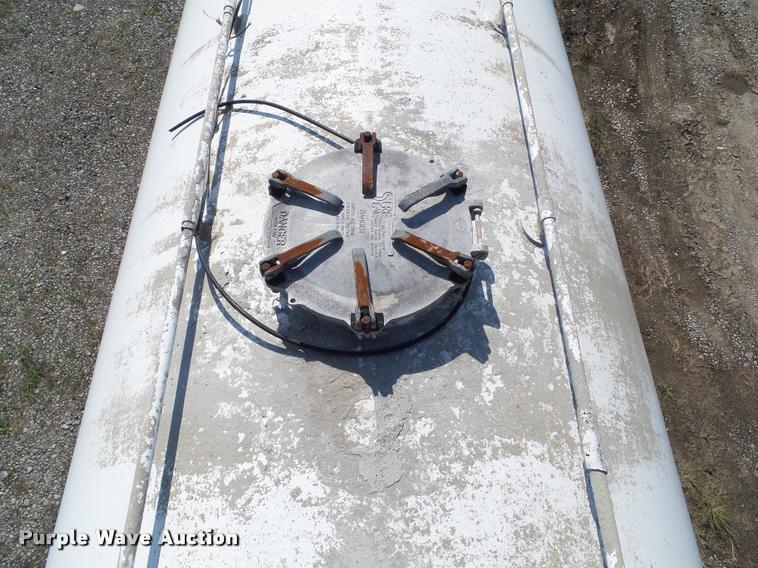 image for item BZ9857 1996 Fruehauf tank trailer