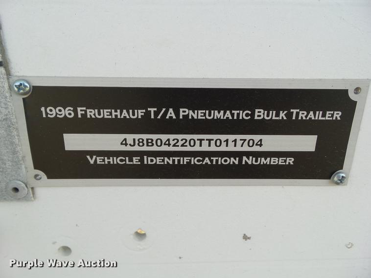 image for item BZ9857 1996 Fruehauf tank trailer