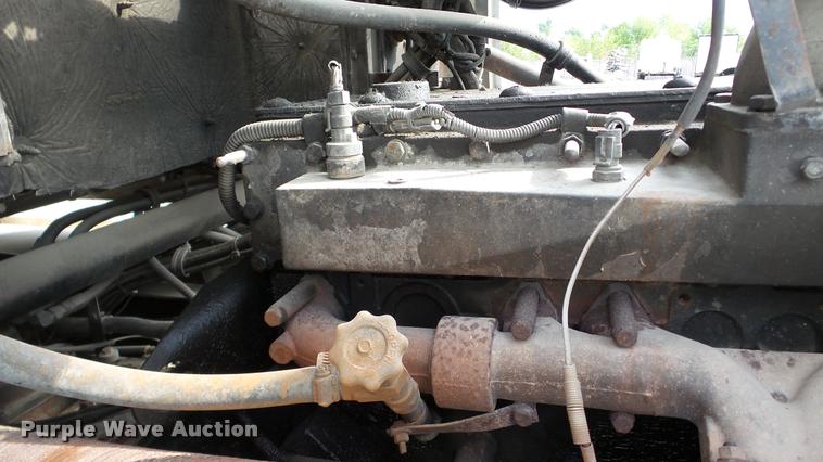 image for item DA2881 1997 Western Star 5964SS semi truck