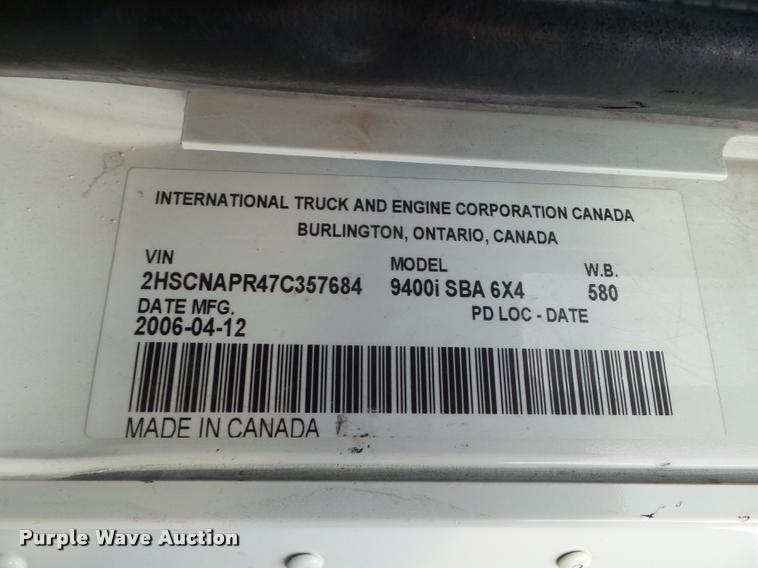 image for item DB3525 2007 International 9400i semi truck