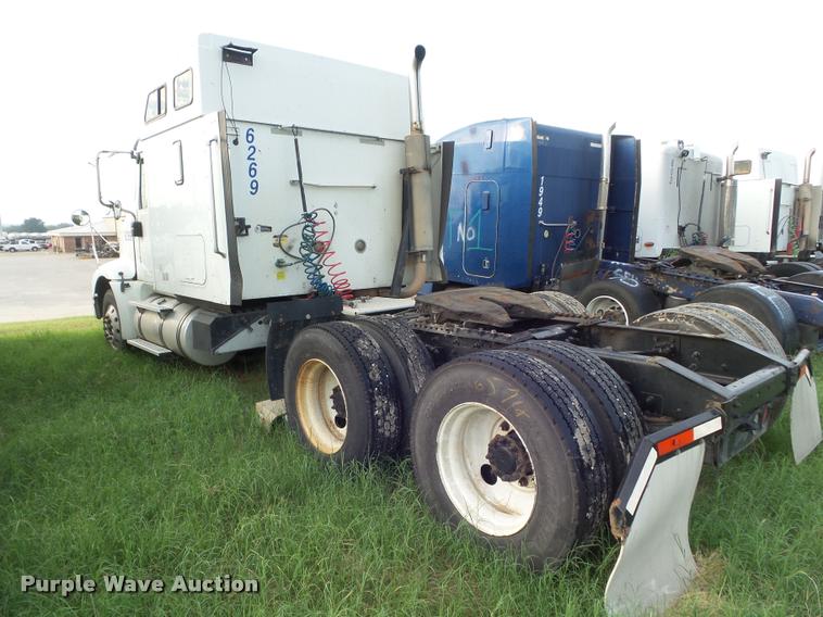 image for item DB3526 2007 International 9400i semi truck