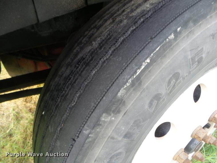 image for item DB3526 2007 International 9400i semi truck