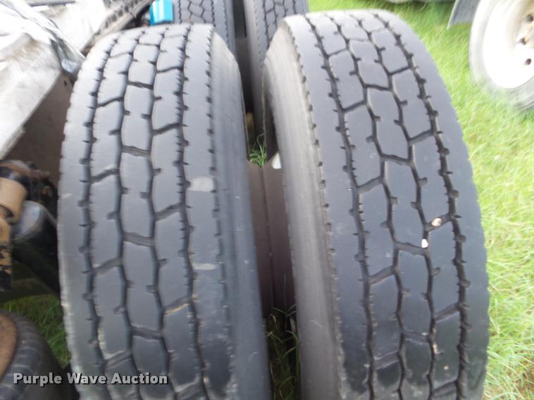 image for item DB3527 1999 Freightliner Century Class 120 semi truck