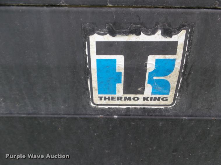 image for item DB3529 2004 Freightliner Columbia semi truck