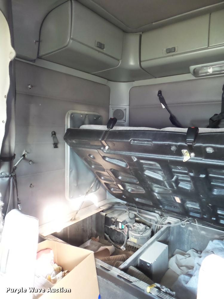 image for item DB3531 2006 Freightliner ST120 semi truck