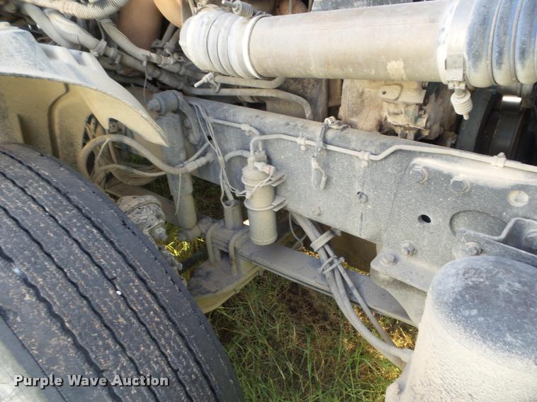 image for item DB3531 2006 Freightliner ST120 semi truck