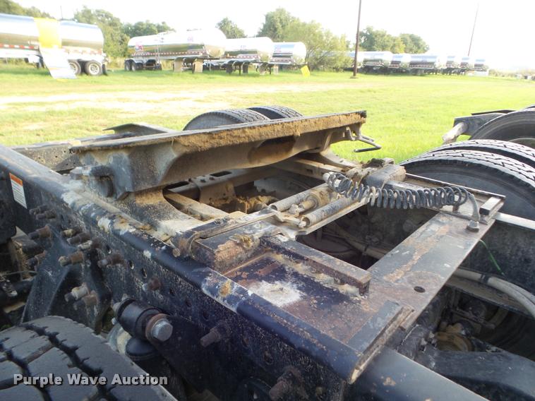 image for item DB3531 2006 Freightliner ST120 semi truck