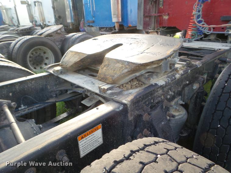 image for item DB3531 2006 Freightliner ST120 semi truck