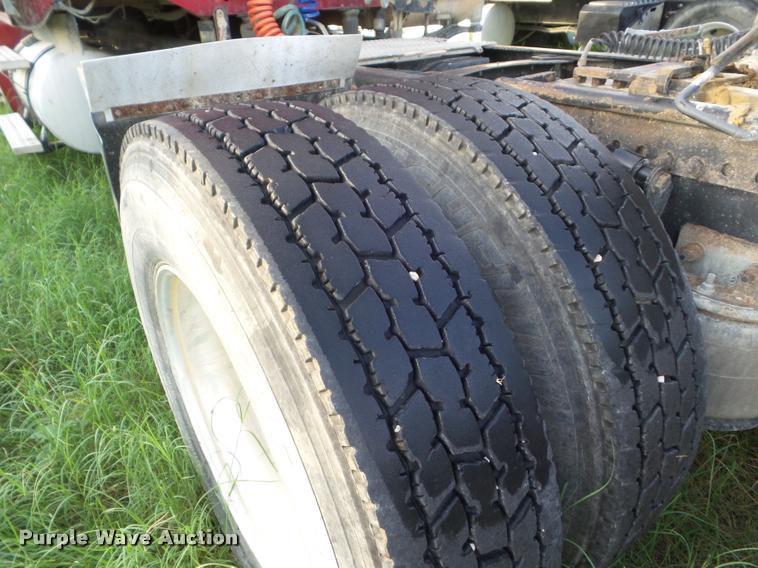 image for item DB3531 2006 Freightliner ST120 semi truck