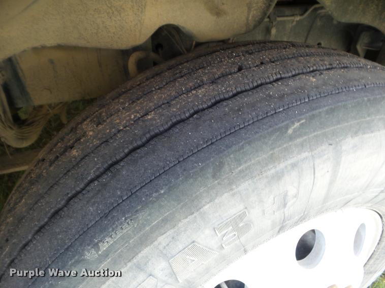 image for item DB3531 2006 Freightliner ST120 semi truck