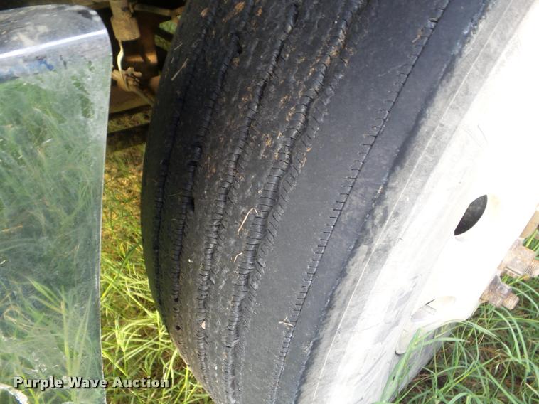 image for item DB3531 2006 Freightliner ST120 semi truck