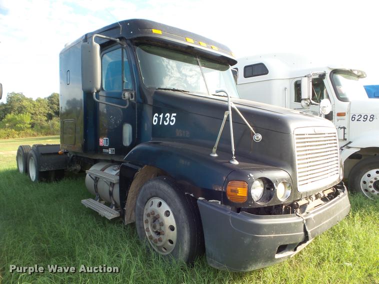 image for item DB3533 2003 Freightliner ST120 semi truck