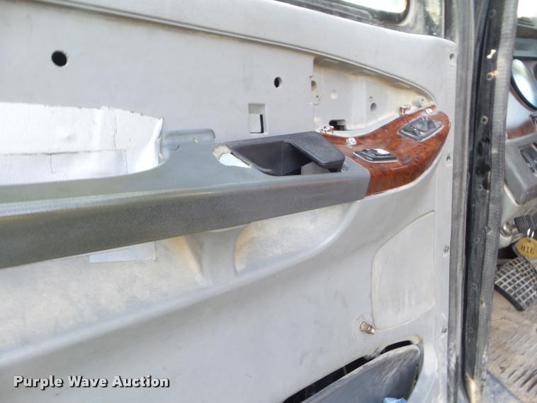 image for item DB3533 2003 Freightliner ST120 semi truck