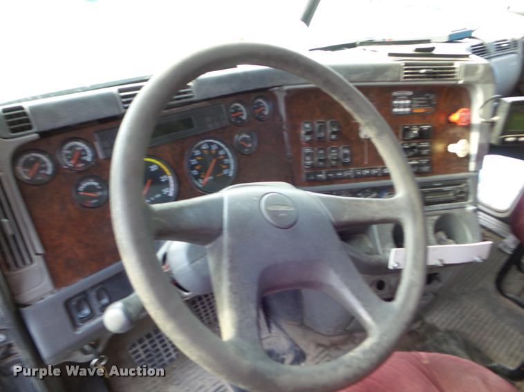 image for item DB3533 2003 Freightliner ST120 semi truck