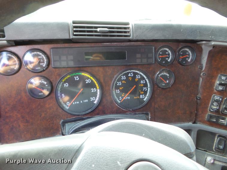 image for item DB3533 2003 Freightliner ST120 semi truck