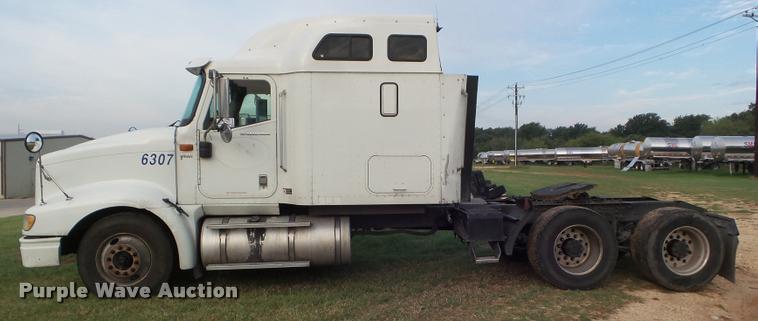 image for item DB3534 2007 International 9400i semi truck