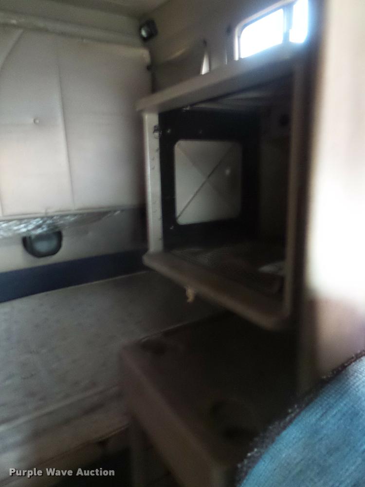 image for item DB3534 2007 International 9400i semi truck