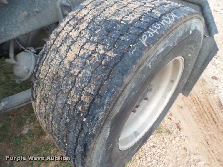 image for item DB3534 2007 International 9400i semi truck