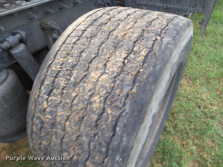 image for item DB3534 2007 International 9400i semi truck