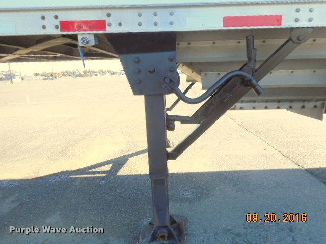 image for item G7489 2011 Aulick 4266GT2 double hopper bottom grain trailer
