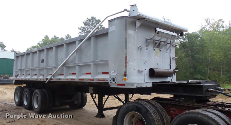 image for item J1633 1980 East end dump trailer