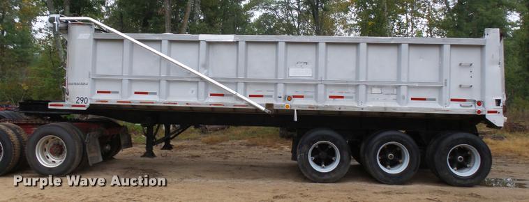 image for item J1633 1980 East end dump trailer
