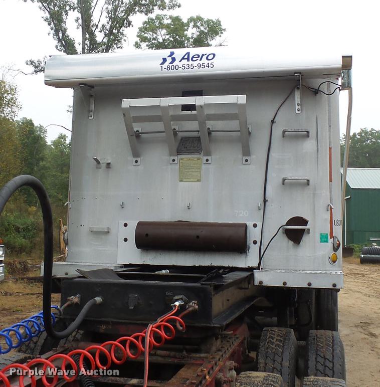 image for item J1633 1980 East end dump trailer