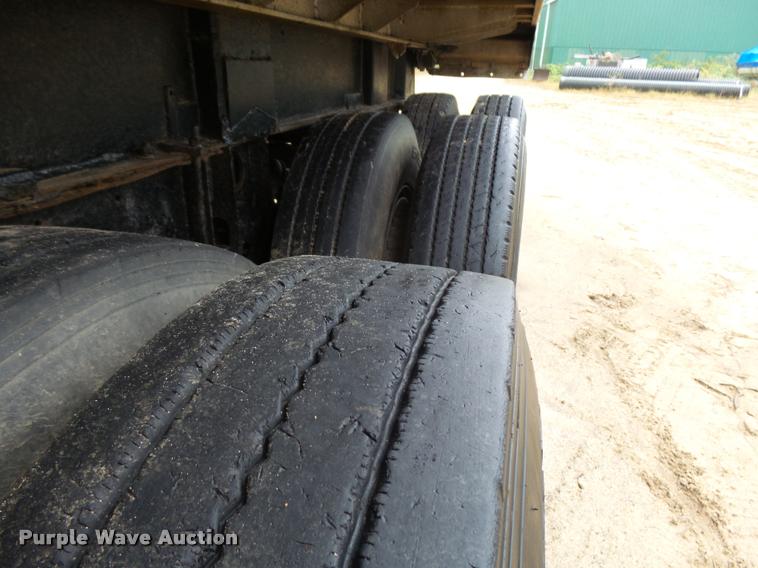 image for item J1633 1980 East end dump trailer