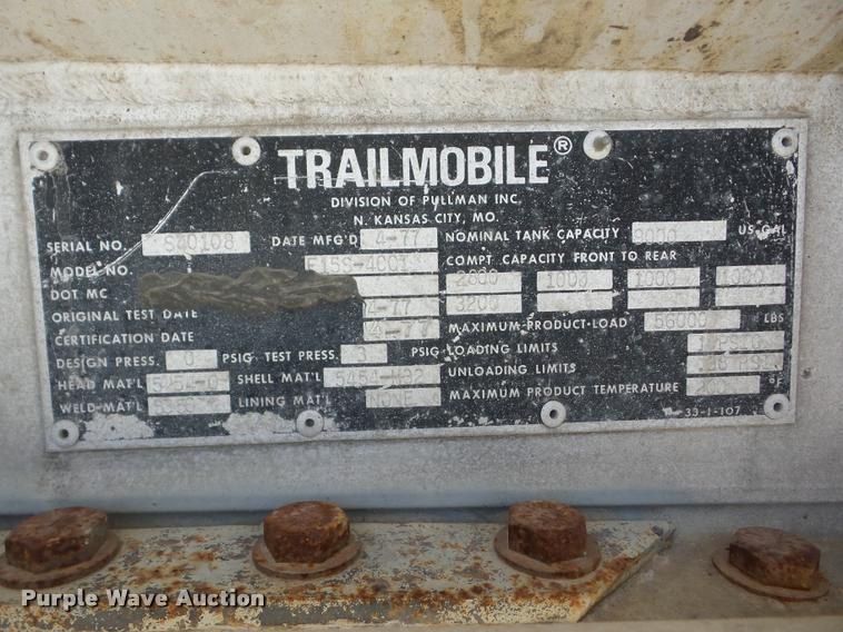 image for item J8732 1977 Trailmobile F-155-4001 tank trailer