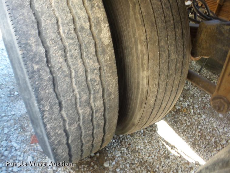 image for item J8733 1977 Trailmaster vacuum tank trailer