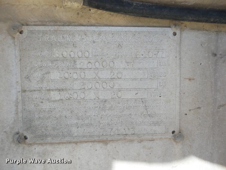 image for item J8733 1977 Trailmaster vacuum tank trailer