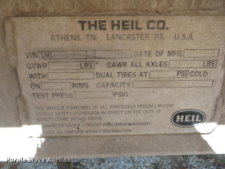 image for item J8735 1994 Heil vacuum tank trailer