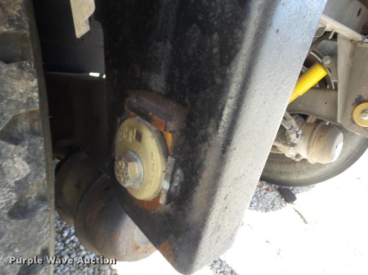 image for item J8736 1994 Heil vacuum tank trailer