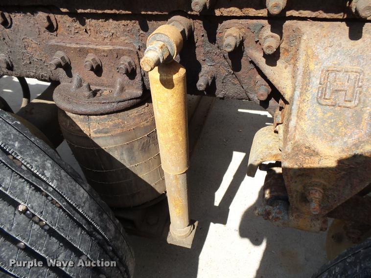 image for item K1097 1998 Mack CH613 truck chassis