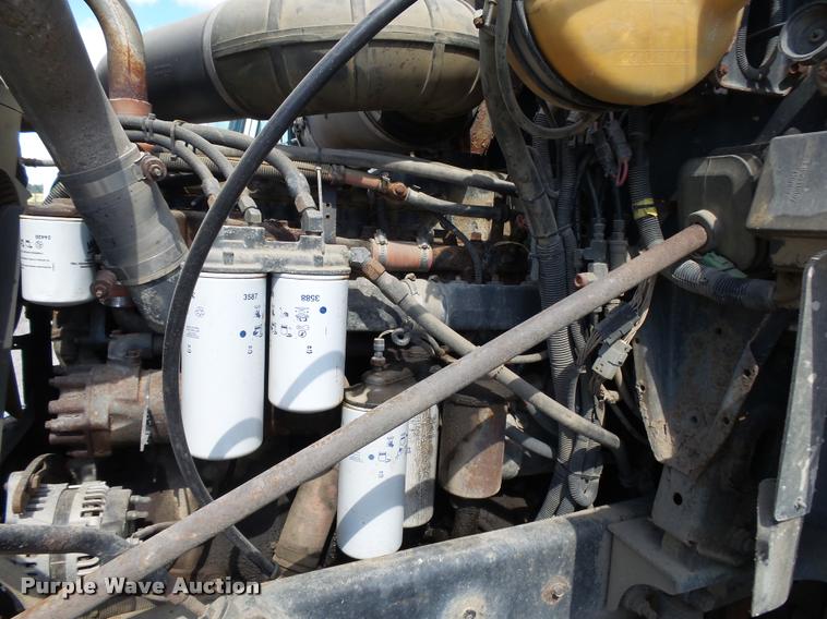 image for item K1097 1998 Mack CH613 truck chassis