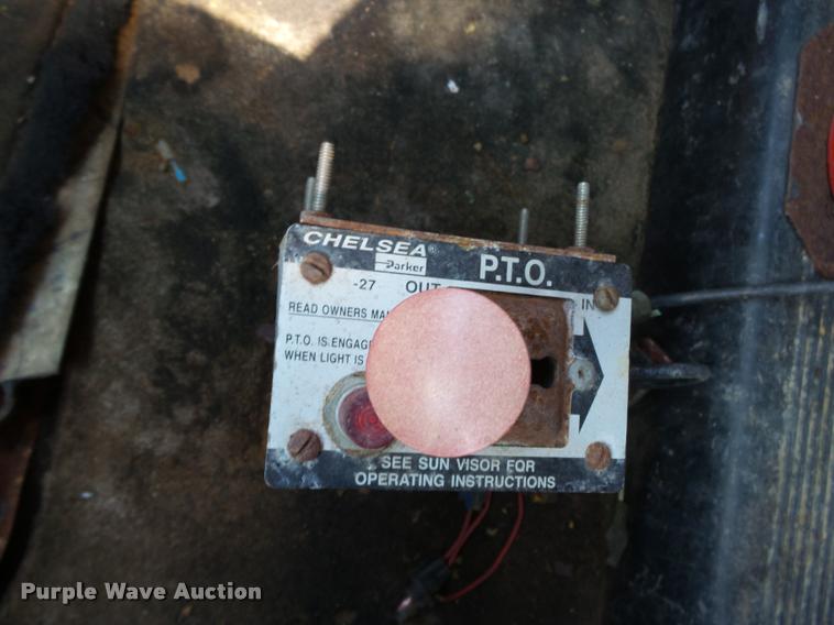 image for item K1097 1998 Mack CH613 truck chassis