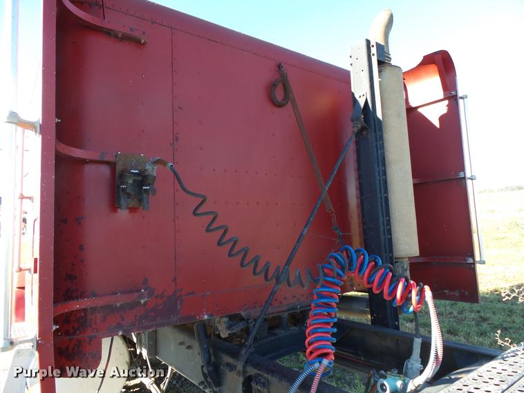 image for item K1103 1991 Freightliner FLD semi truck