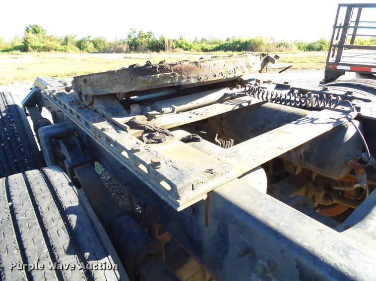 image for item K1103 1991 Freightliner FLD semi truck