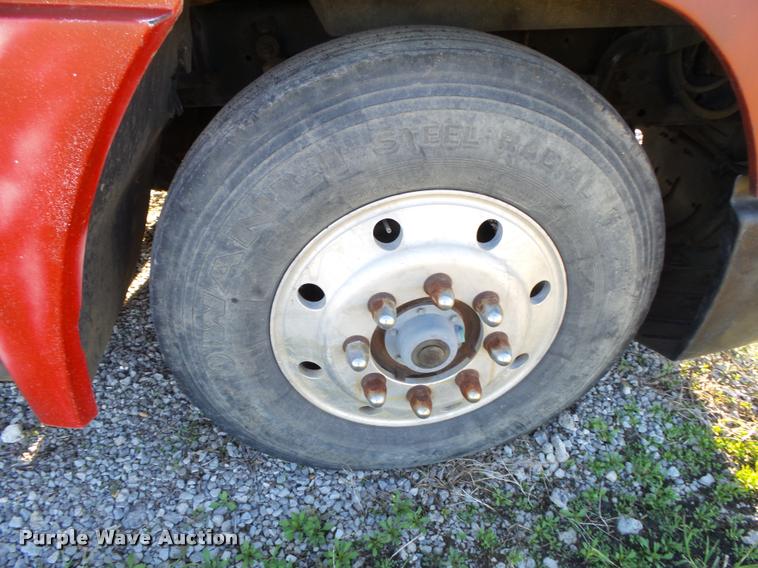 image for item K1103 1991 Freightliner FLD semi truck