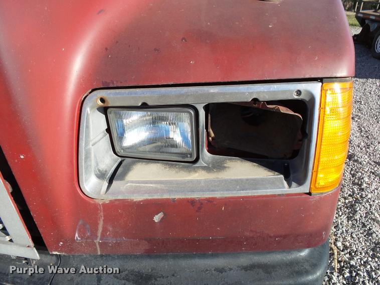 image for item K1103 1991 Freightliner FLD semi truck