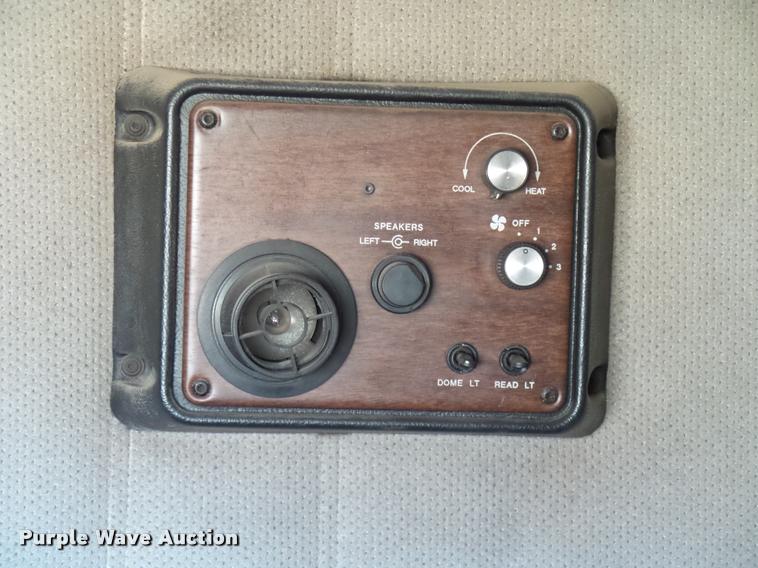 image for item K1103 1991 Freightliner FLD semi truck