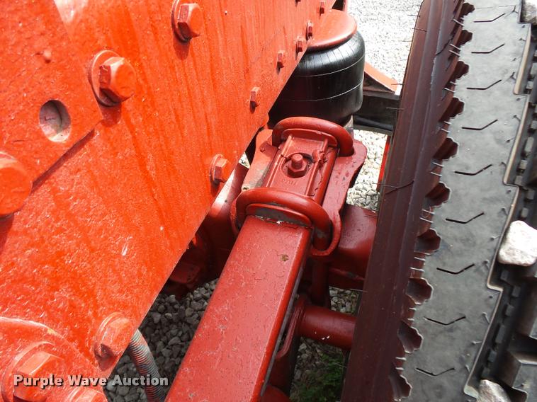 image for item K1130 1993 Peterbilt 379 semi truck