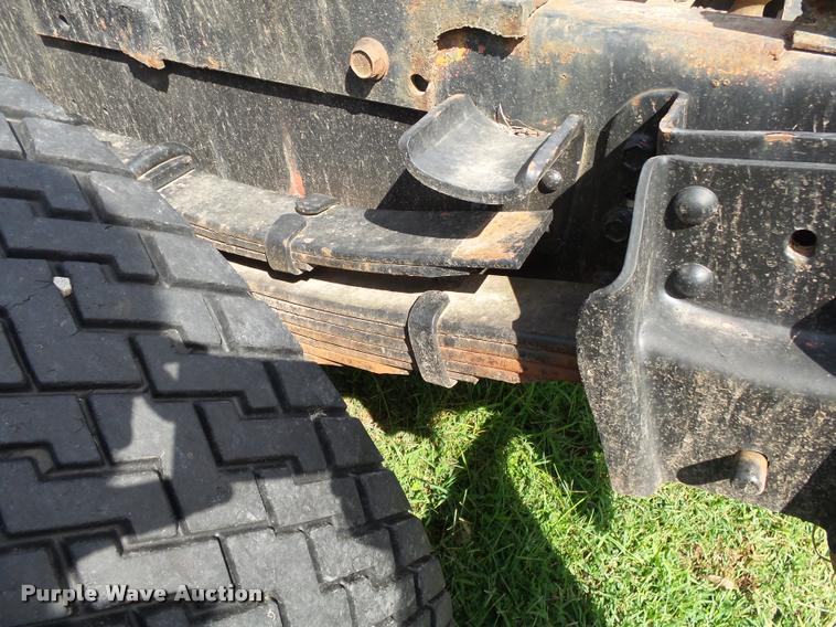 image for item K1134 1981 International semi truck