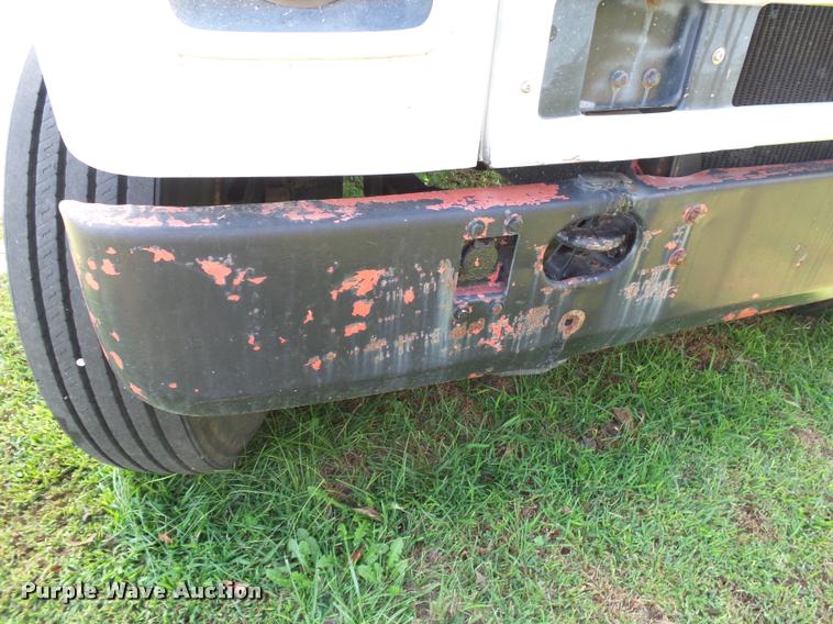 image for item K1134 1981 International semi truck