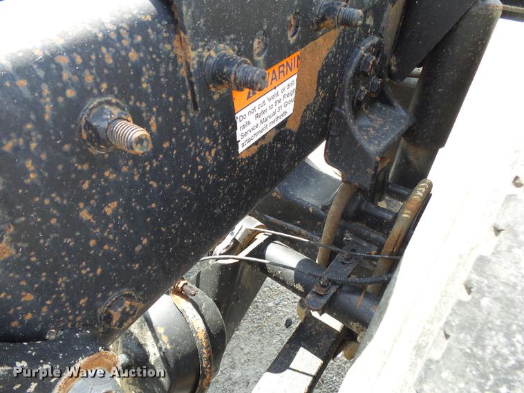 image for item K1135 2003 Freightliner ST120 semi truck