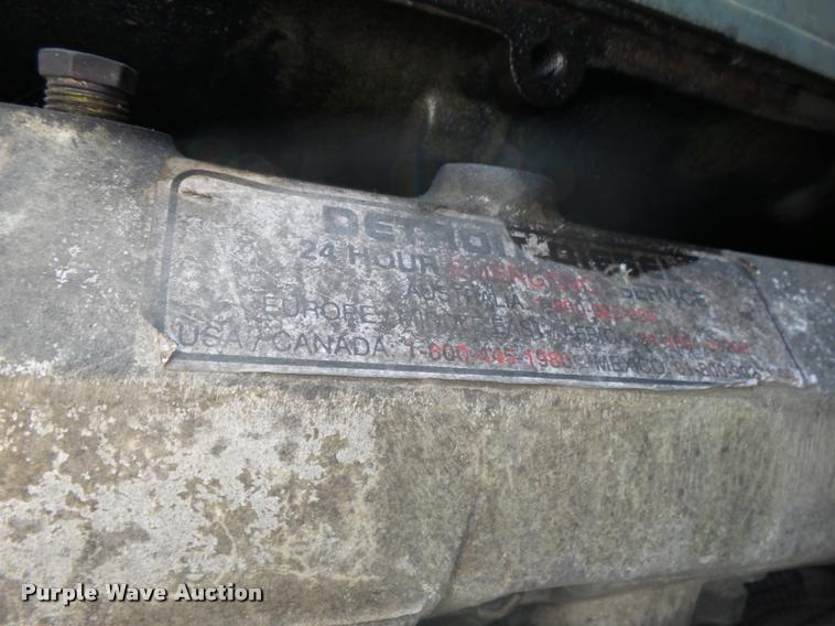 image for item K1135 2003 Freightliner ST120 semi truck