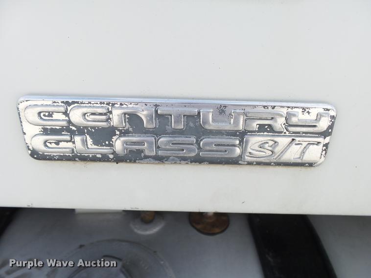 image for item K1135 2003 Freightliner ST120 semi truck