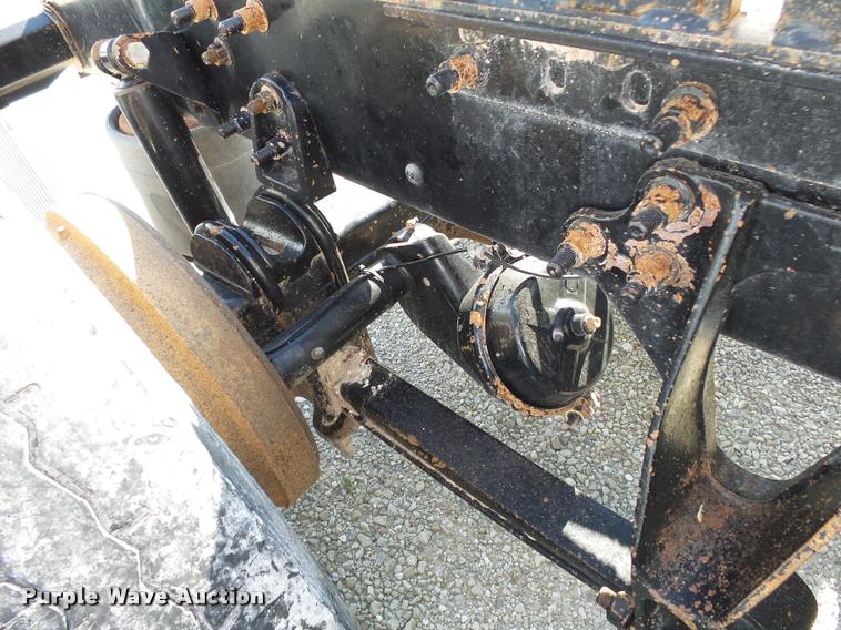 image for item K1138 2006 International 9400i semi truck